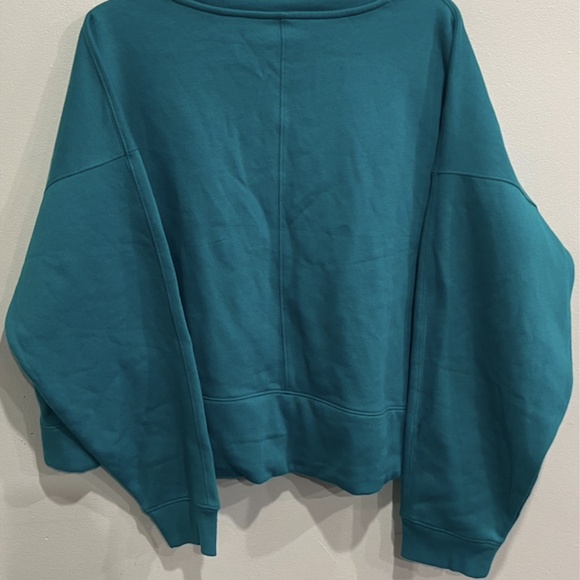 All in motion sweatshirt - Picture 2 of 2